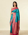 alt message - Mohey Women Rama Green Buta Patterned Saree with Floral Leaf Border image number 3